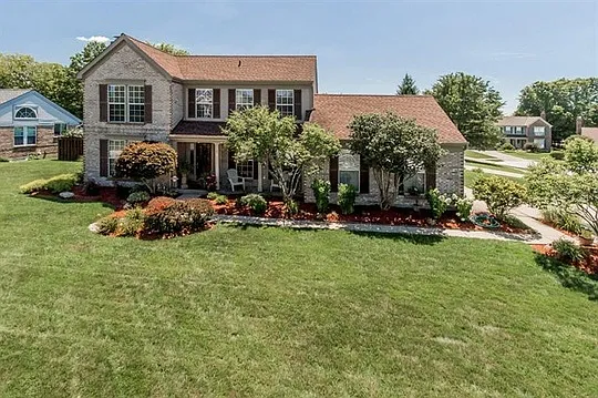 35 Sturbridge Dr photo 1
