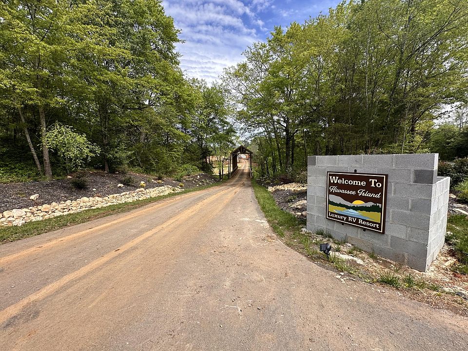 1st image of 507 Upper River Rd NE #28