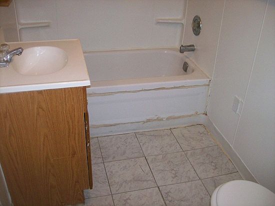 2nd image of 1302 Lancaster Ave APT 2
