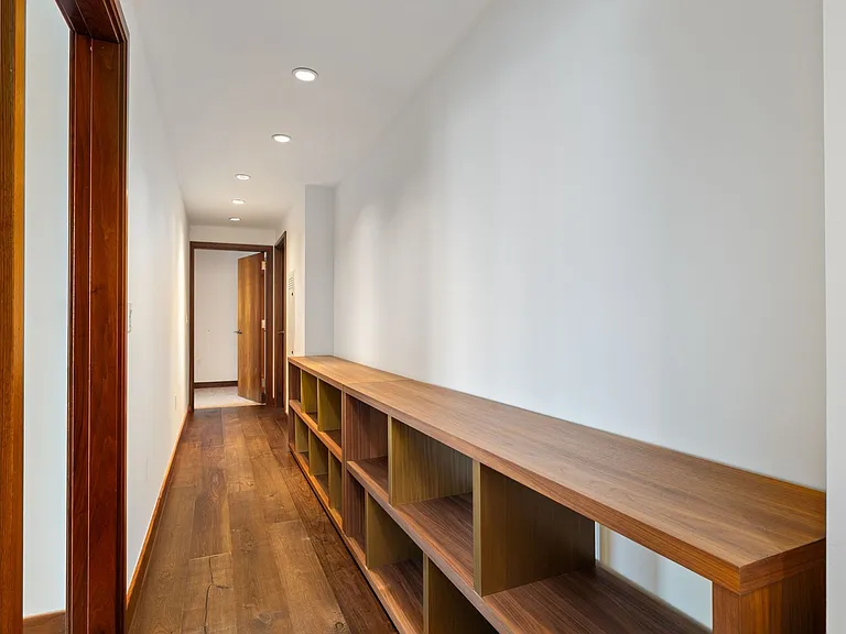 1555 Kapiolani Blvd #2000 — Photo 15