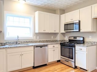 128 Empire St APT 1, Lynn, MA 01902