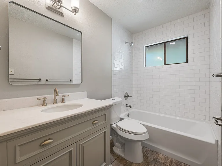 7501 Whistlestop Dr — Photo 20