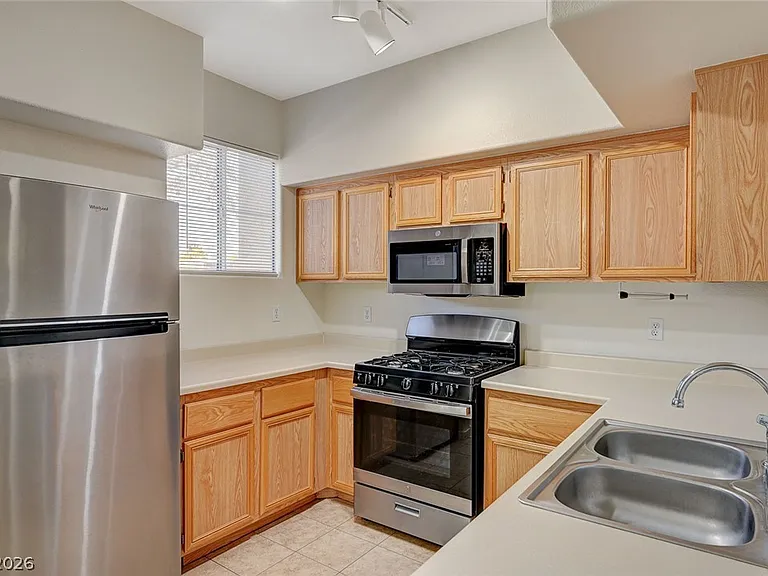 9050 W Warm Springs Rd #1147 — Photo 14