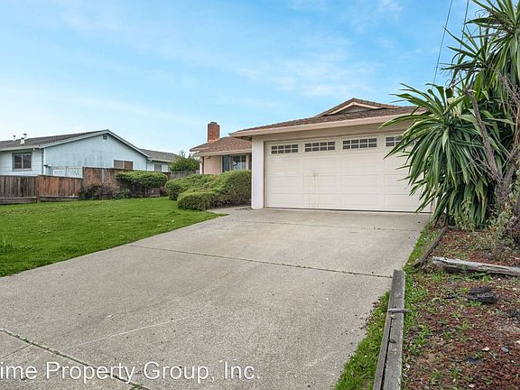 4th image of 2189 Del Monte Dr