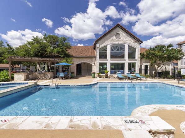 2600 Lake Austin Blvd APT 10102