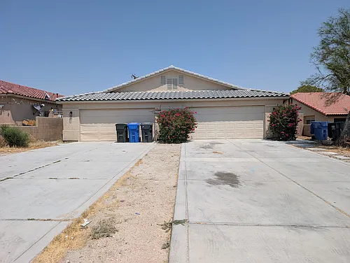 13648 Mesquite Ave Photo 1