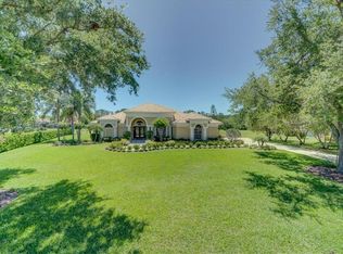 18645 Avenue Capri, Lutz, FL 33558