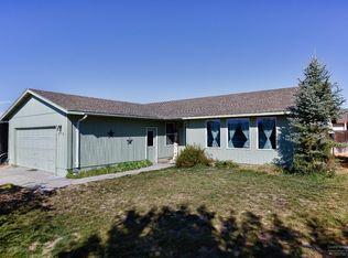 319 E Metolius St, Culver, OR 97734