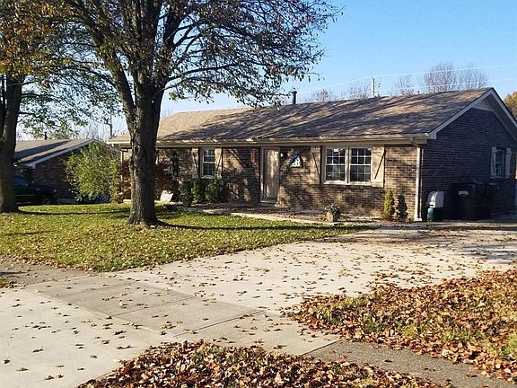 2nd image of 206 Longview Dr