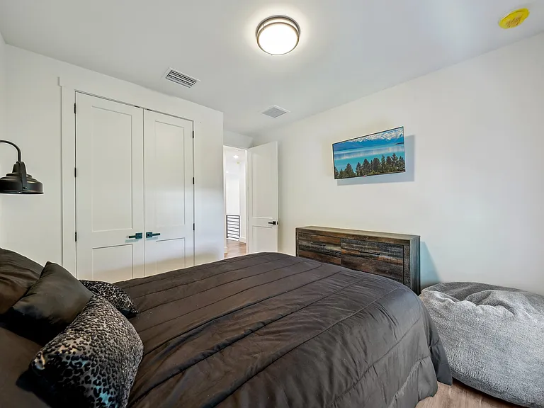 7302 S Elliott St — Photo 25