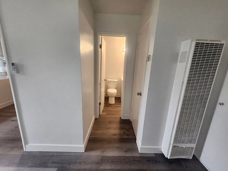 5729 California Ave — Photo 18
