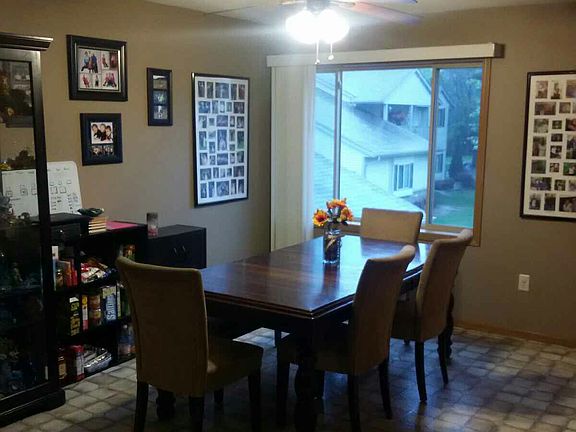 4th image of 967 Roseland Dr APT 1