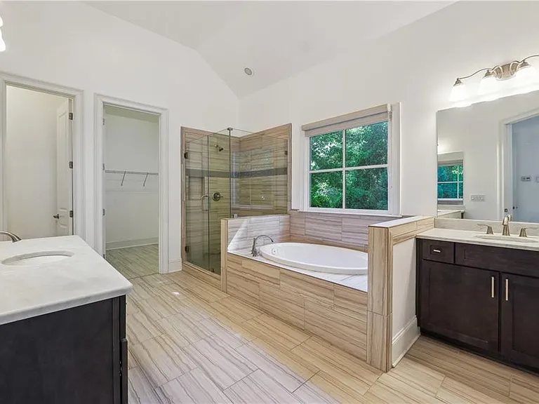 1330 Atherton Park — Photo 17