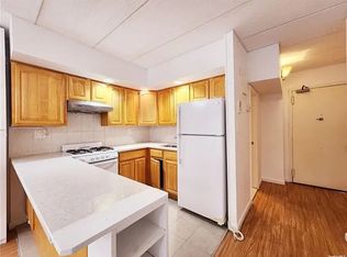 14727 Barclay Ave Floor 2, Flushing, NY 11355