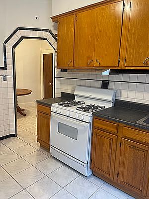 2nd image of 149 Bay 13 St #2F