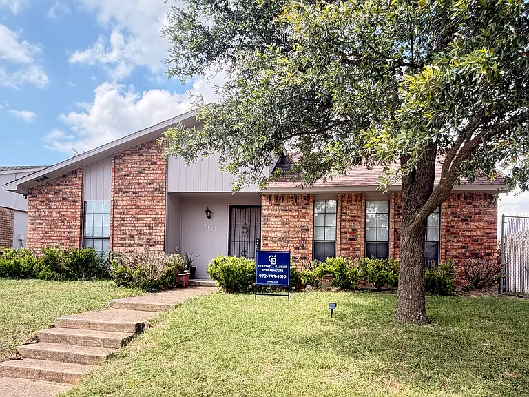 7327 Cave Dr — Photo 1