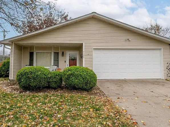 4300 W Brookview Ter, Columbia, MO 65203
