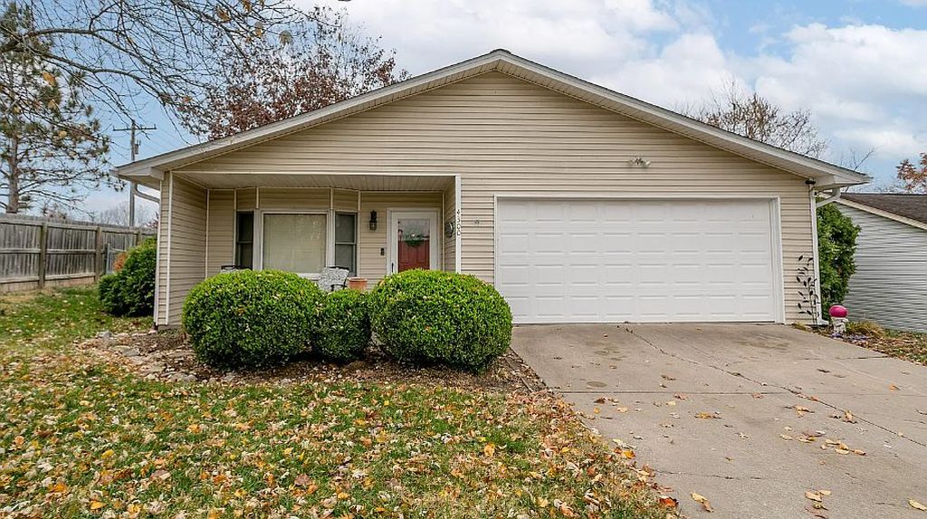 4300 W Brookview Ter - Property Image