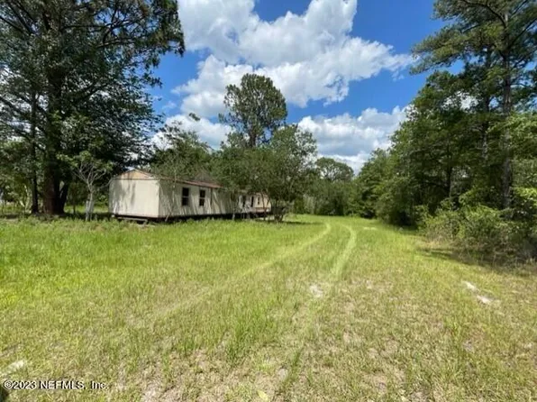 17062 BARNARD Lane, Hilliard, FL 32046