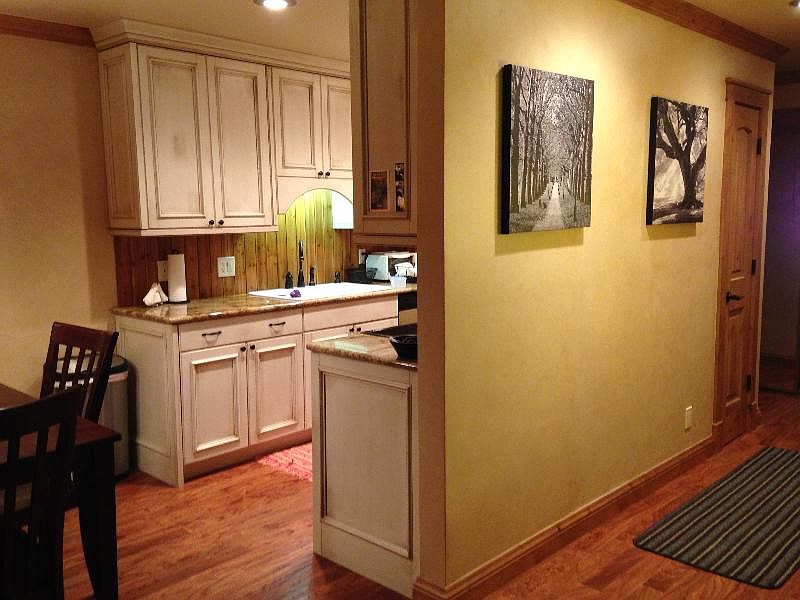 Kitchen & Hall