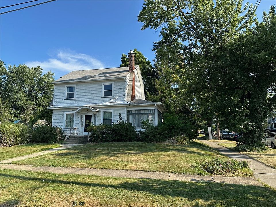 2nd image of 433 E Sheridan Ave