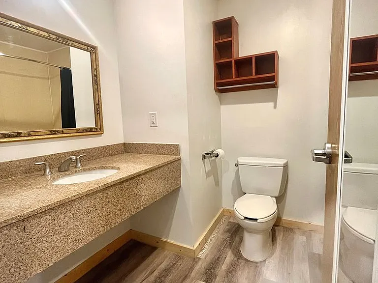 Ski Town Apartments — Photo 19