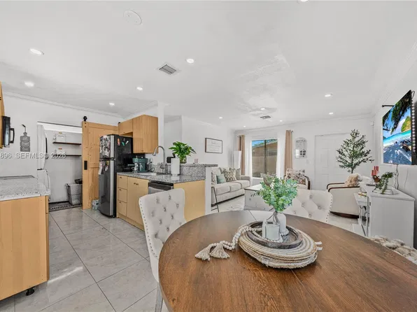 1331 N 69th Way, Hollywood, FL 33024