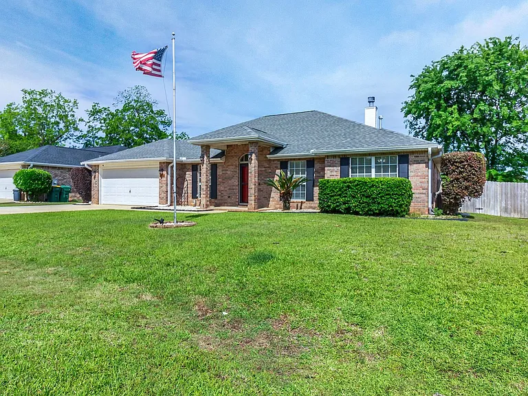 3175 Border Creek Rd — Photo 2