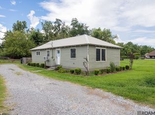 19367 Mimosa St, Vacherie, LA 70090