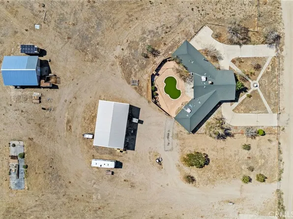 10655 Goss Rd, Victorville, CA 92392