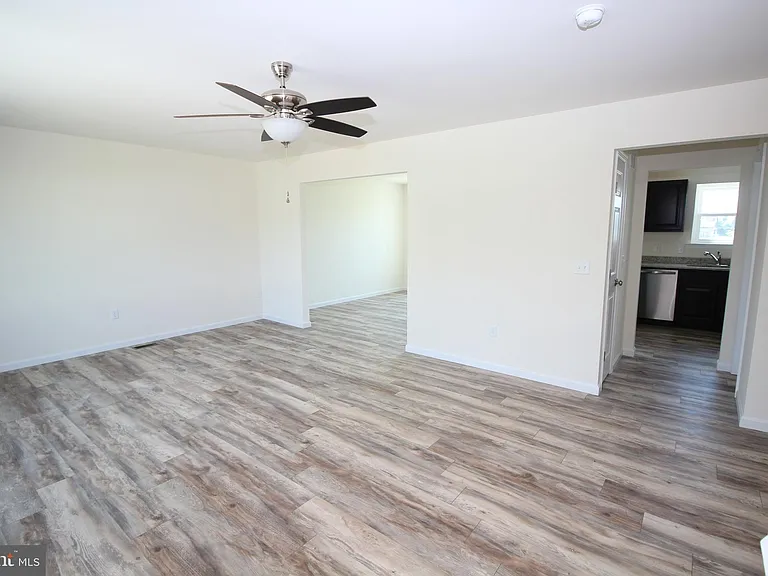 82 Filbert Dr — Photo 18