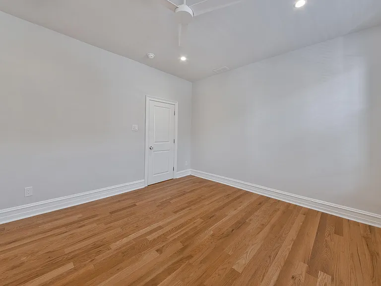 1640 S 15th St — Photo 17