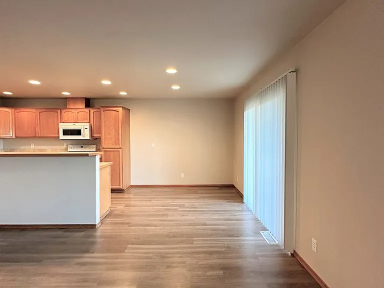 3706 W 19th Ct — Photo 10