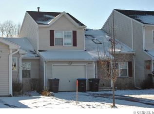 5753 Running Brook Rd, Farmington, NY 14425