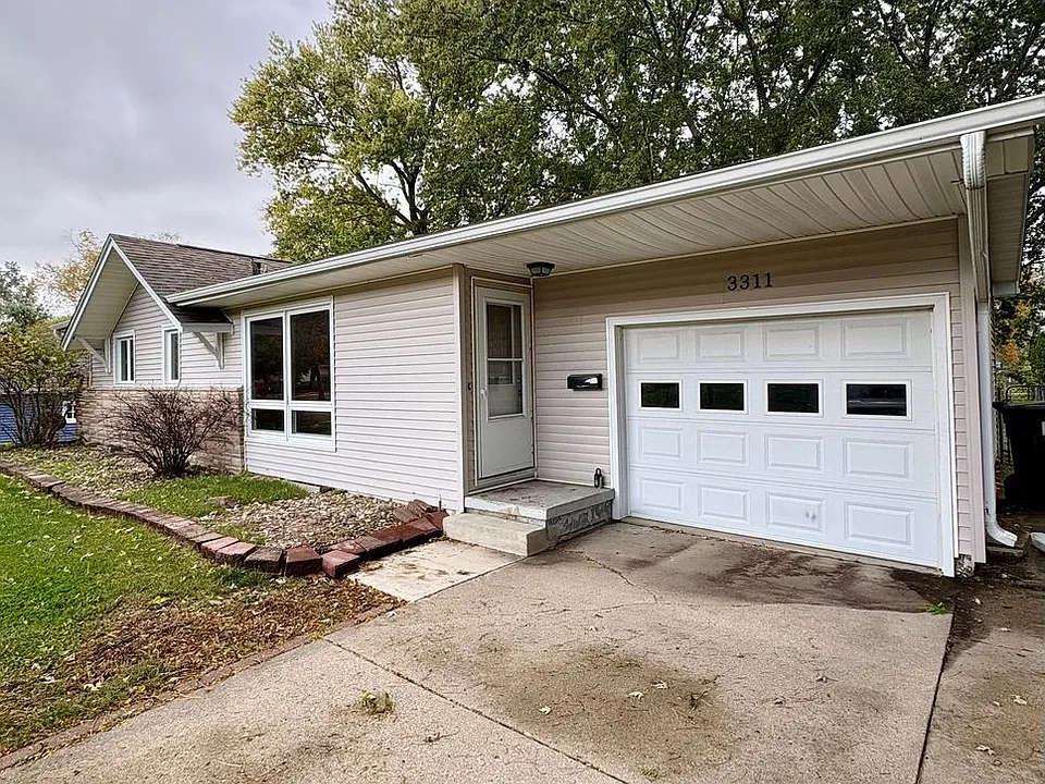 3311 Pridemore Dr