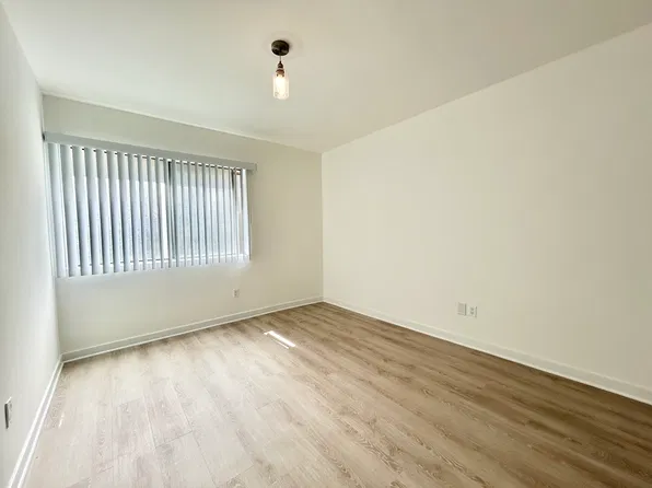 1534 10th St #7, Santa Monica, CA 90401