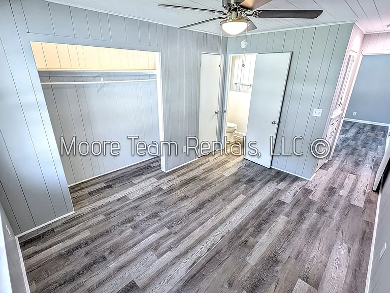1300 Hebron Rd — Photo 9