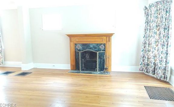 5th image of 1329 Sloane Ave