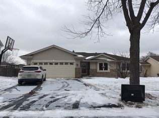 6507 Morningstar Ln, Plainfield, IL 60586