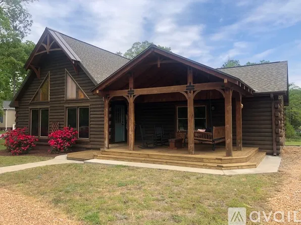 841 Treasure Point Dr, Bath, NC 27808