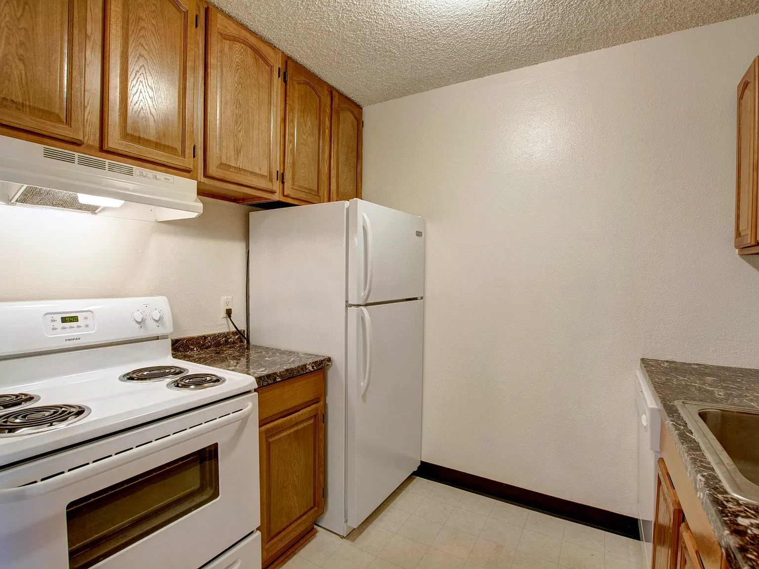 3161 Madison Ave. #R115 — Photo 2