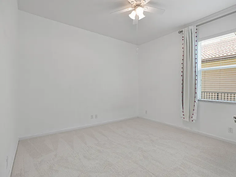 7018 Limestone Cay Rd — Photo 34