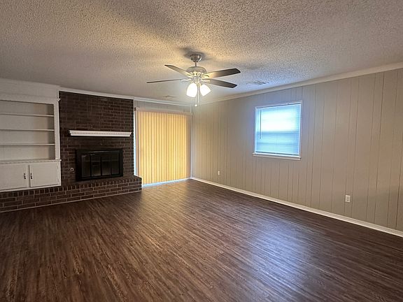 4th image of 1711 Fremont Dr