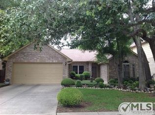 122 Stonefield Rd, Universal City, TX 78148