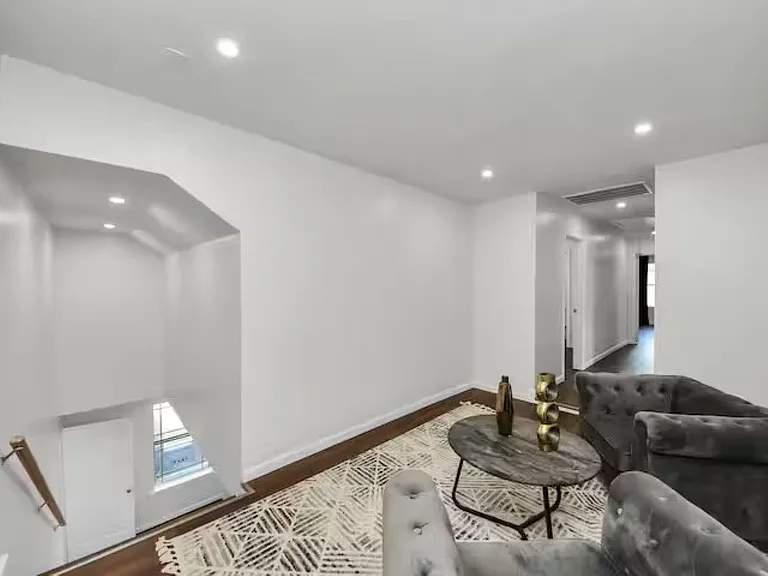 3217 Binz St — Photo 24