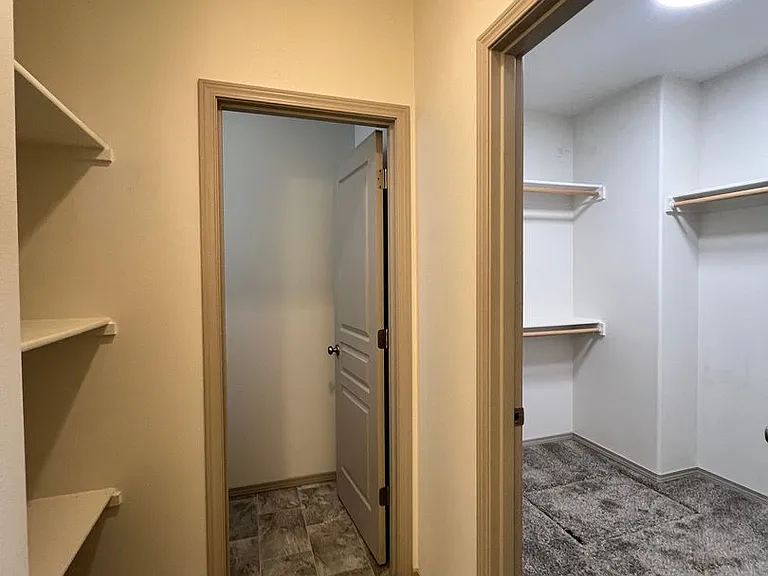 1352 E Nen Dr — Photo 14