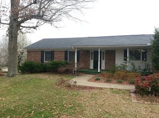 1612 Brentwood Dr, Harrison, AR 72601