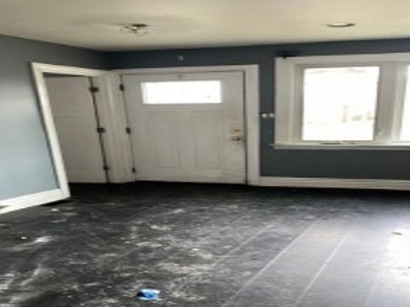 4th image of 1744 N 75th Ave