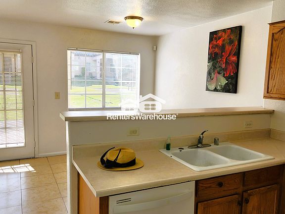 5th image of 1953 Sangallo St Unit 106