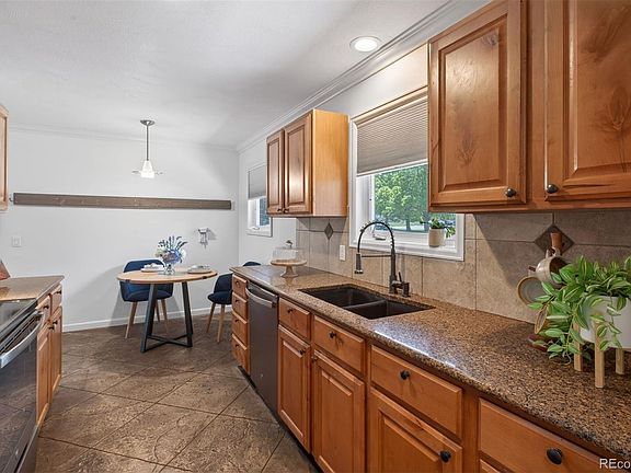 4th image of 7862 S Vine Street